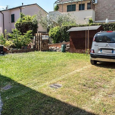 N011 - Numana, Nuovo Bilocale Con Giardino Apartamento Sirolo Exterior foto