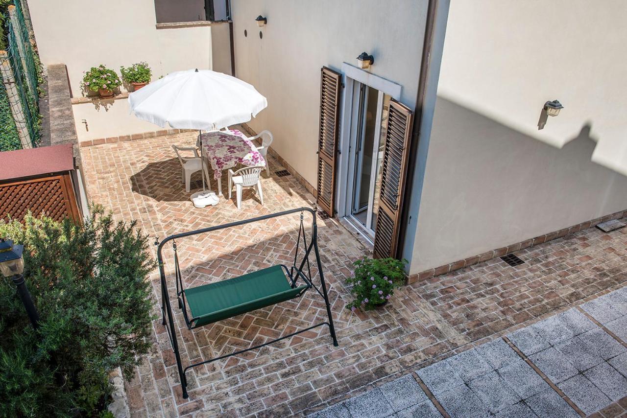 N011 - Numana, Nuovo Bilocale Con Giardino Apartamento Sirolo Exterior foto